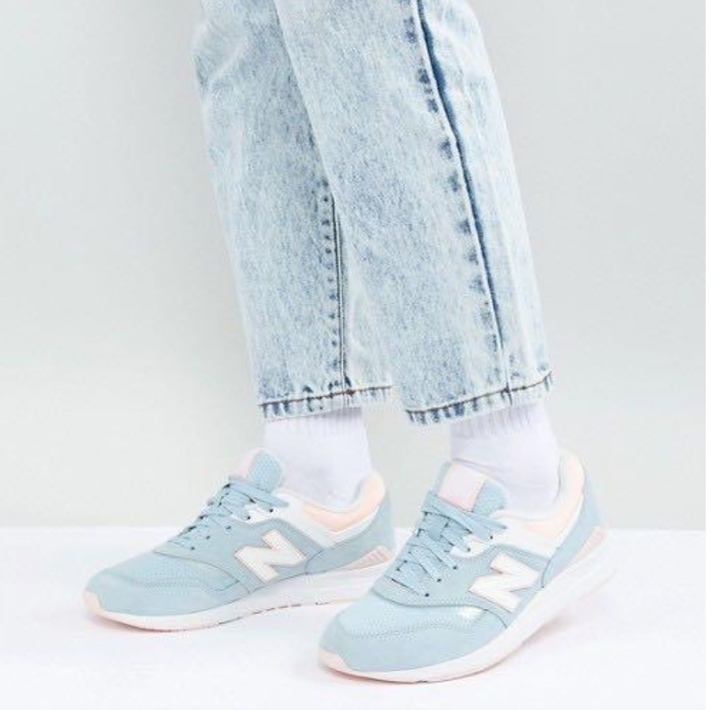 BNIB NEW BALANCE Classic 697 STARDUST Light Blue Sneakers Tennis Shoes 7